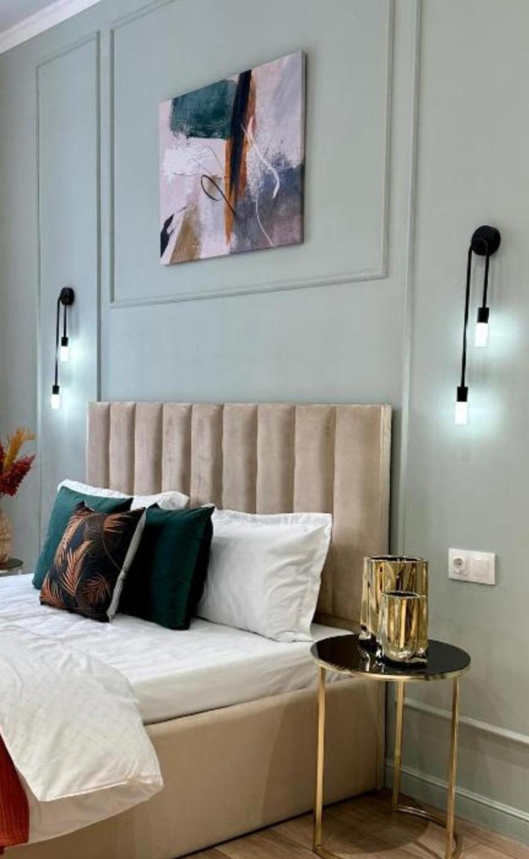 DIAMOND APARTMENTs