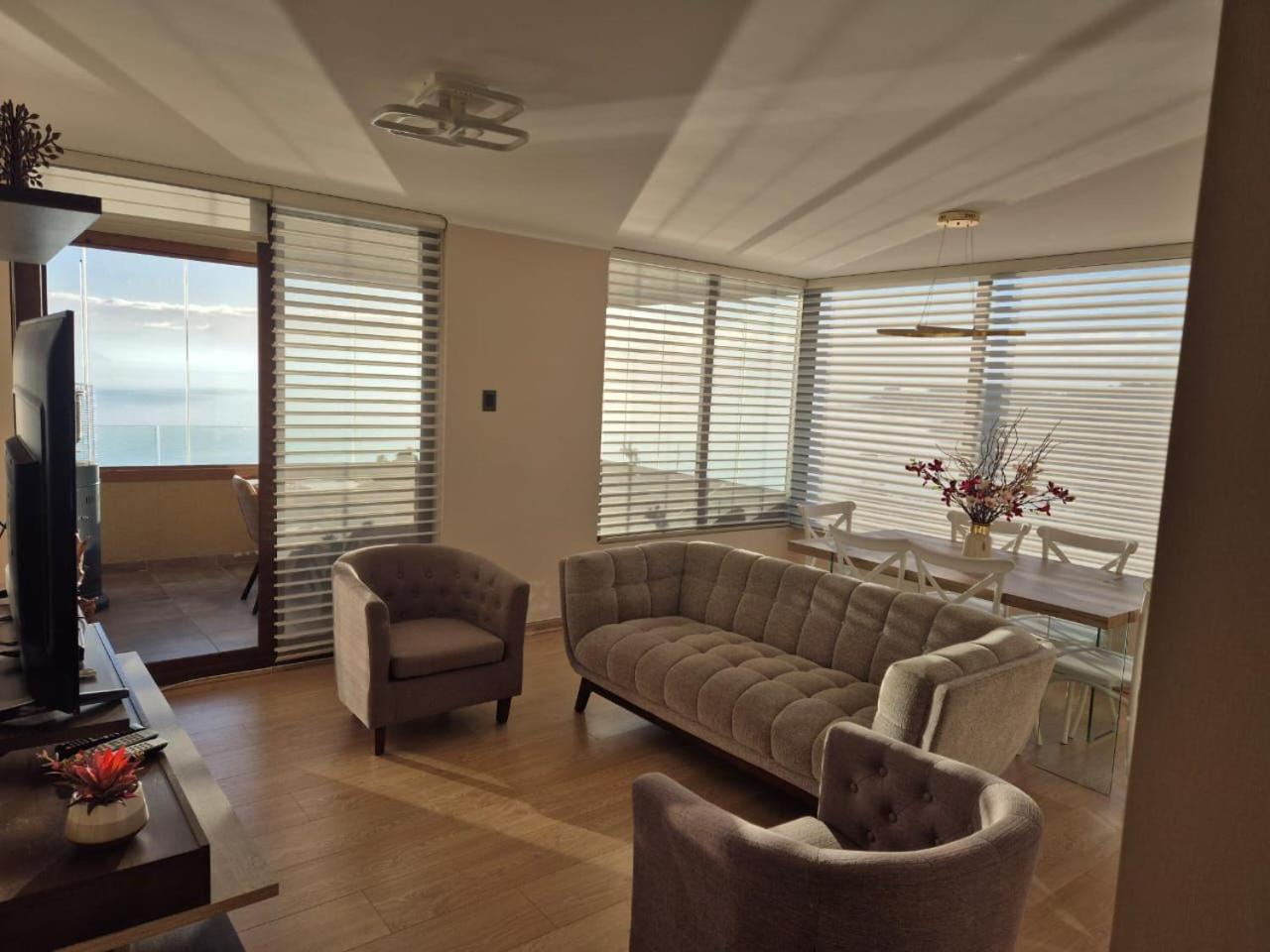 Moderno Depto con Vista al Lago