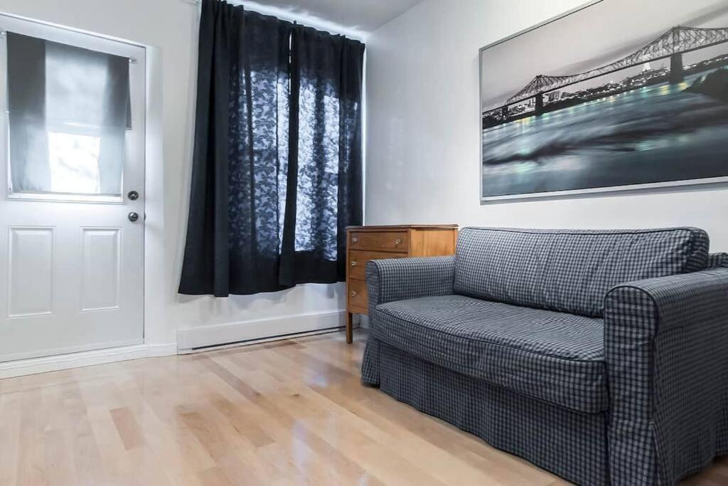 Metro Sherbrooke - 1 Bedroom