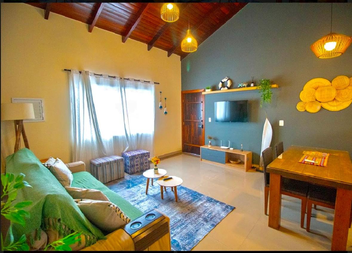 Linda casa em Juquehy a 150 metros da praia!! Casa em condomínio!