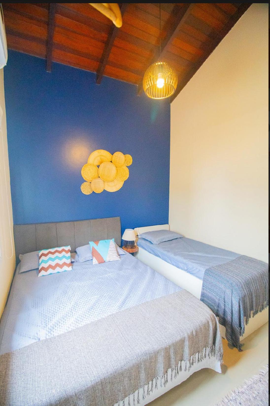 Linda casa em Juquehy a 150 metros da praia!! Casa em condomínio!