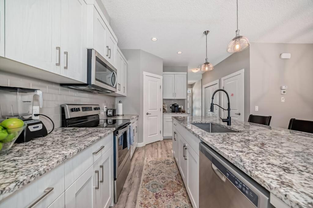 Bright Pet Friendly SE Calgary Home