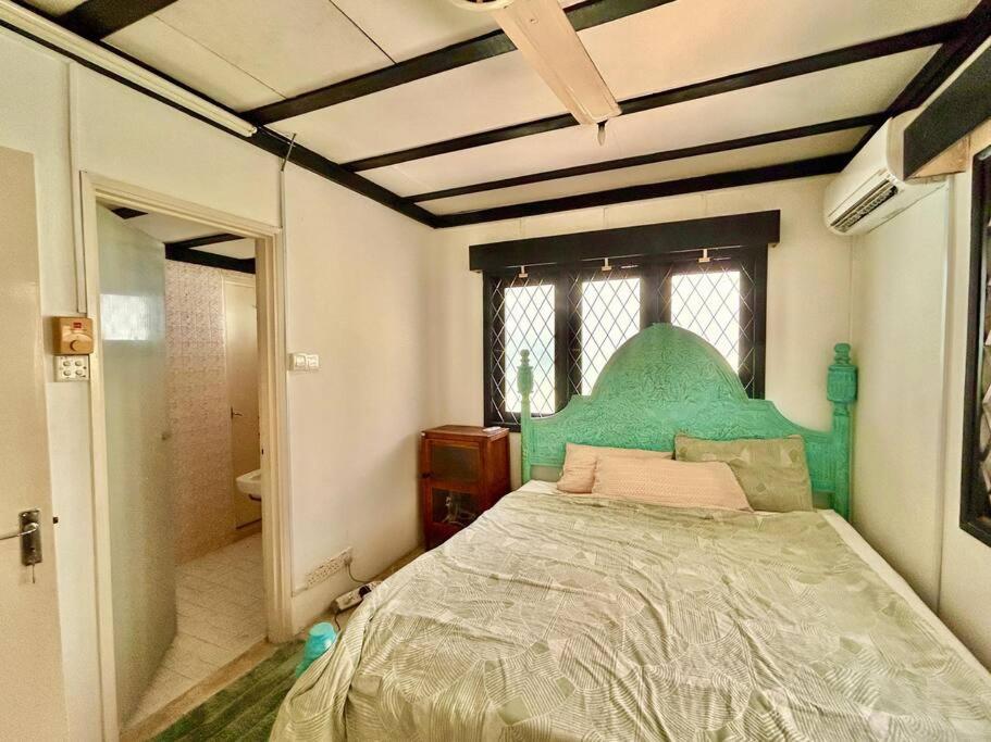 vintage house in seksyen 12 PJ photo 3