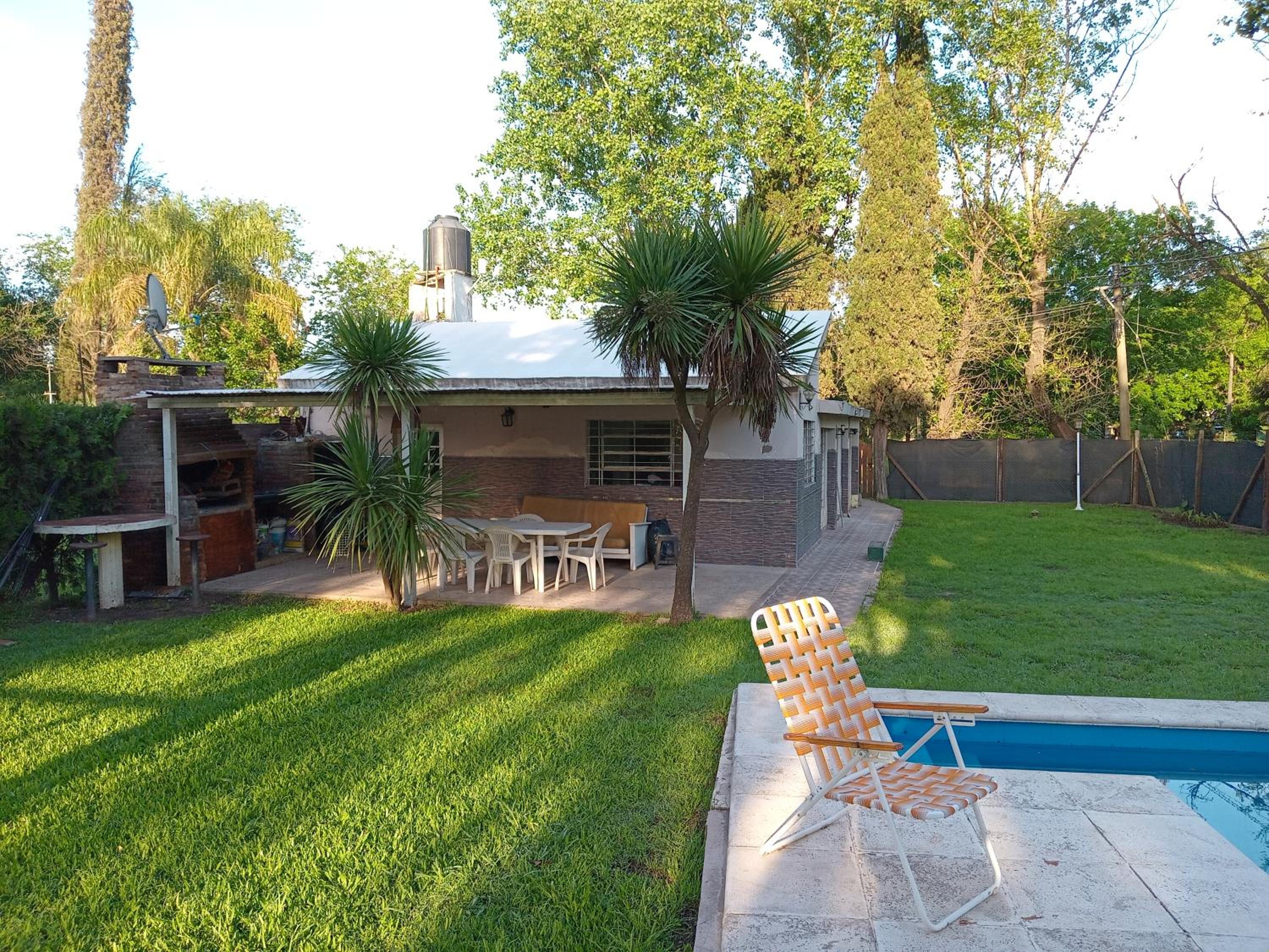 La Casa de Los Dos Pinos