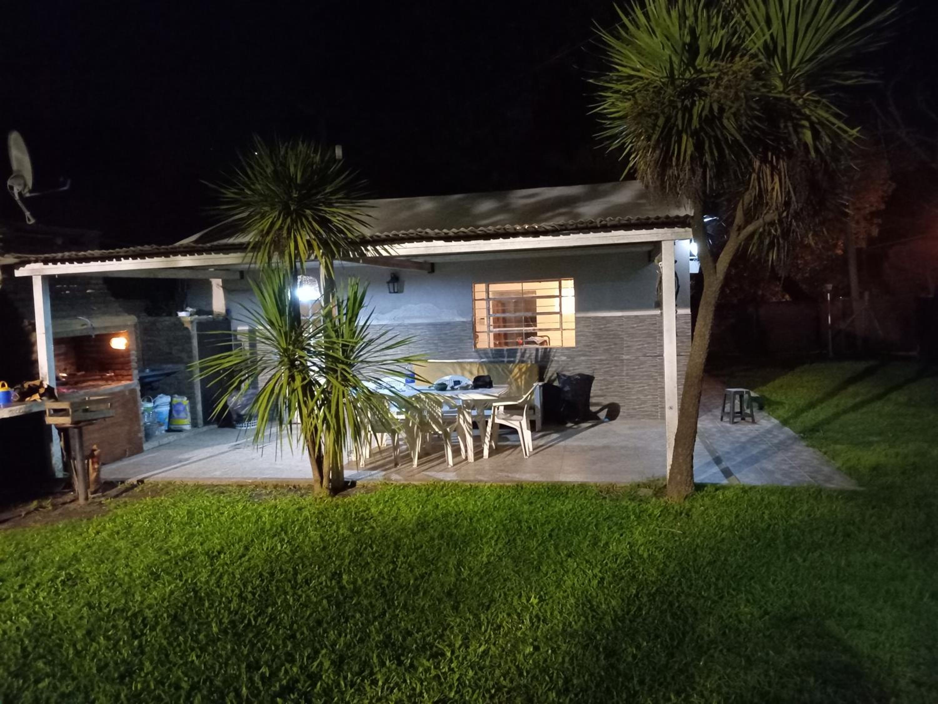 La Casa de Los Dos Pinos