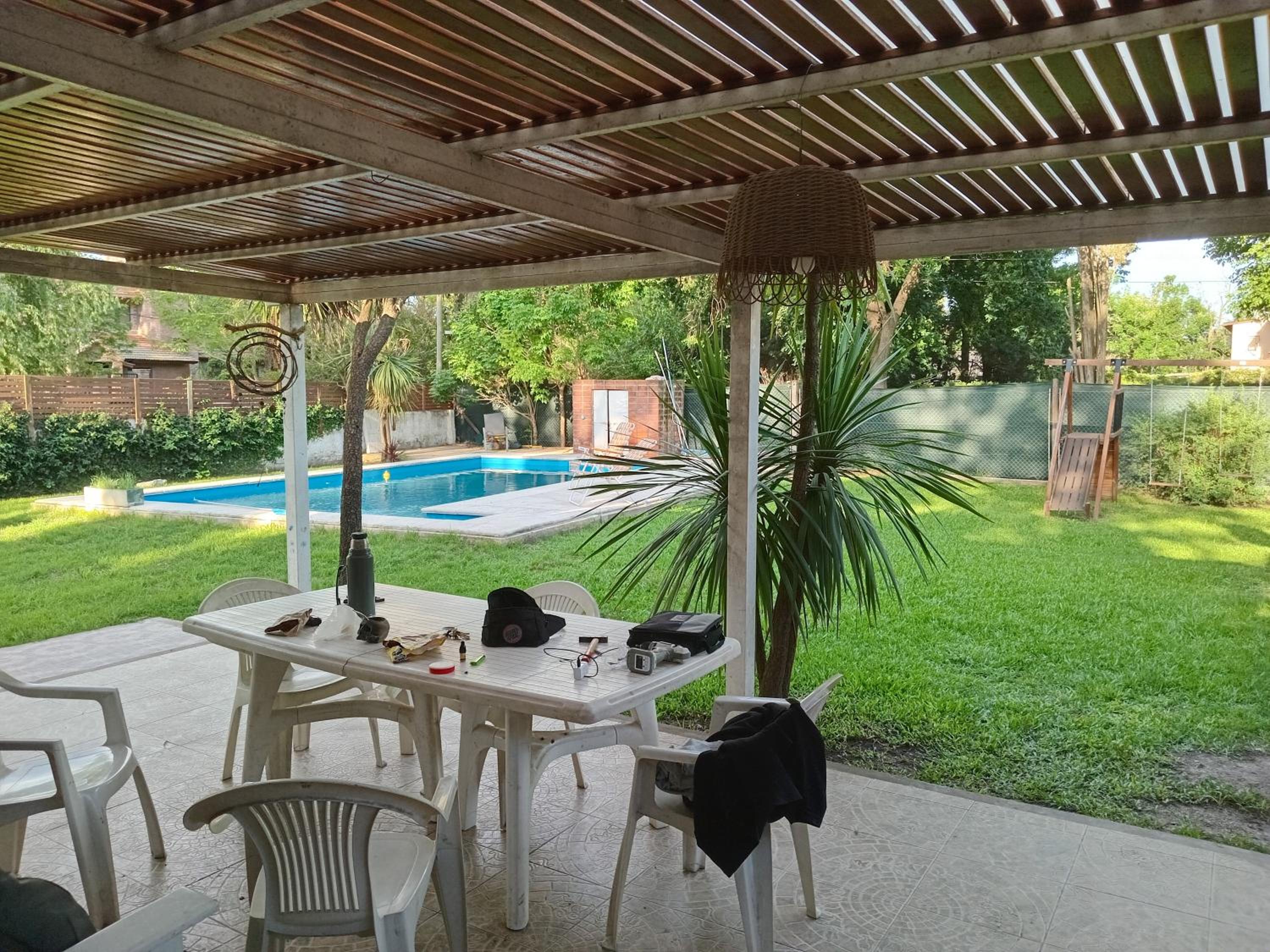 La Casa de Los Dos Pinos
