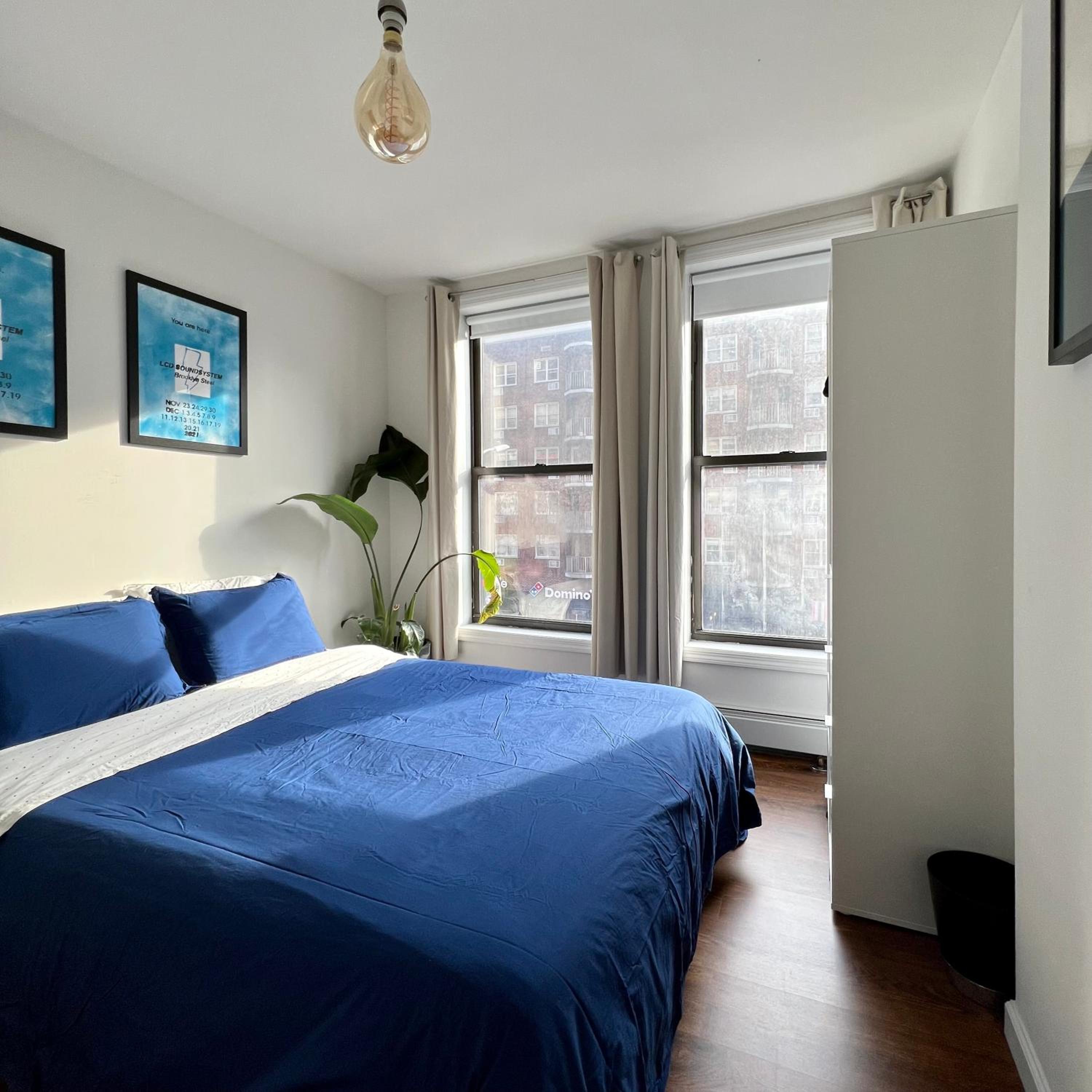 ONE bedroom in my TWO bedroom apt in Chelsea 23 & 7