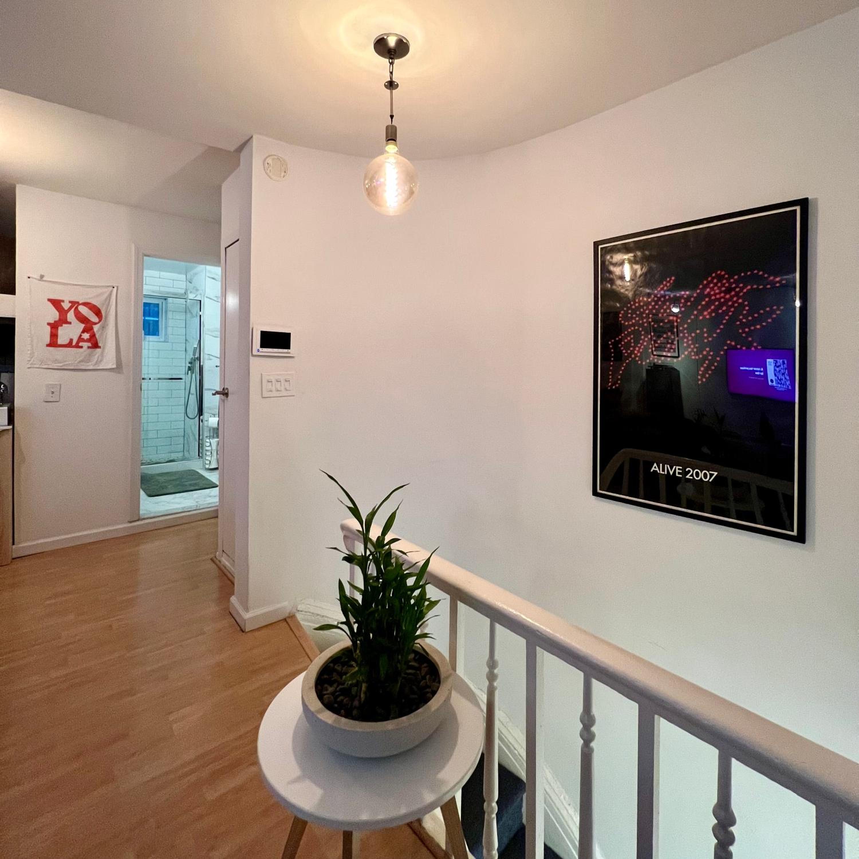 ONE bedroom in my TWO bedroom apt in Chelsea 23 & 7