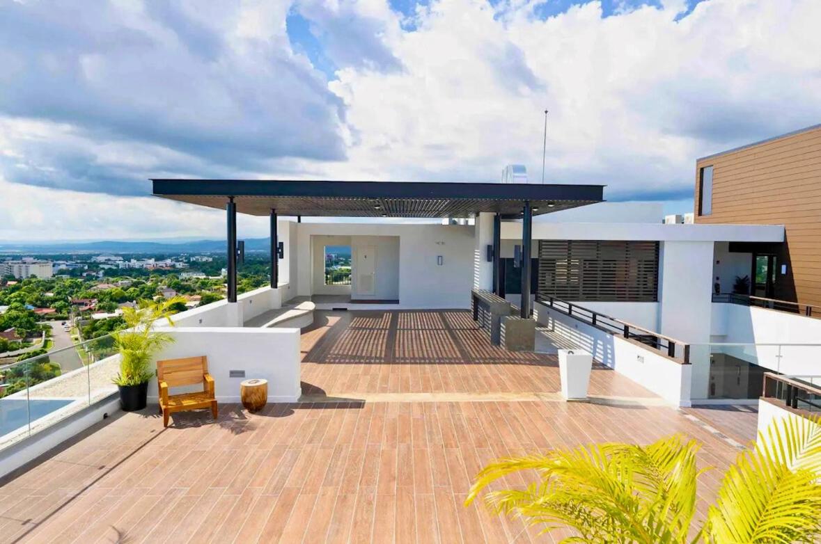 Kingston Paradise - Luxury Suite