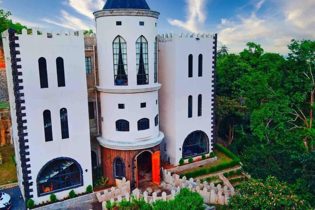 Luxury Castle in the jungle