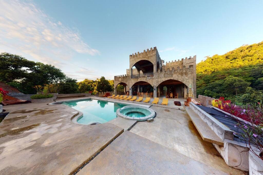 Luxury Castle in the jungle
