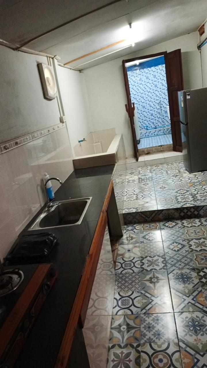 Chithanome Residence