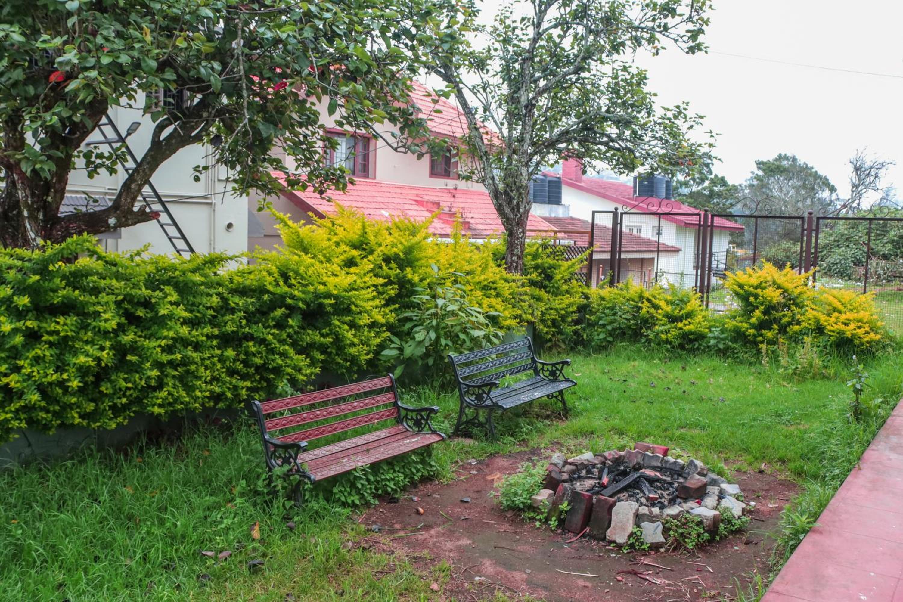 LoveLeaf Cottage