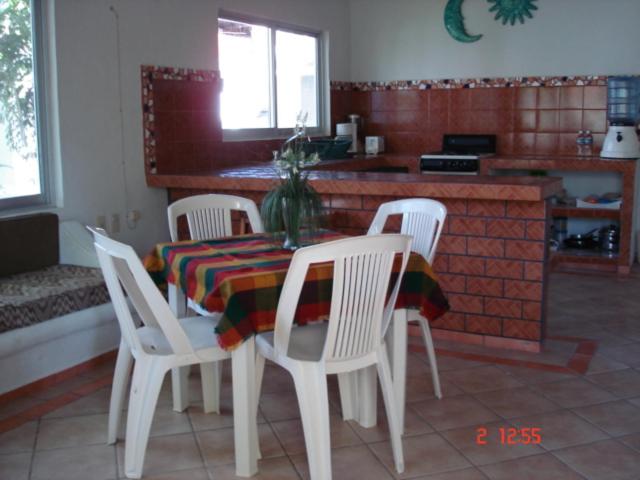 BONITO APARTAMENTO RODEADO DE PALMERAS primer nivel view 4