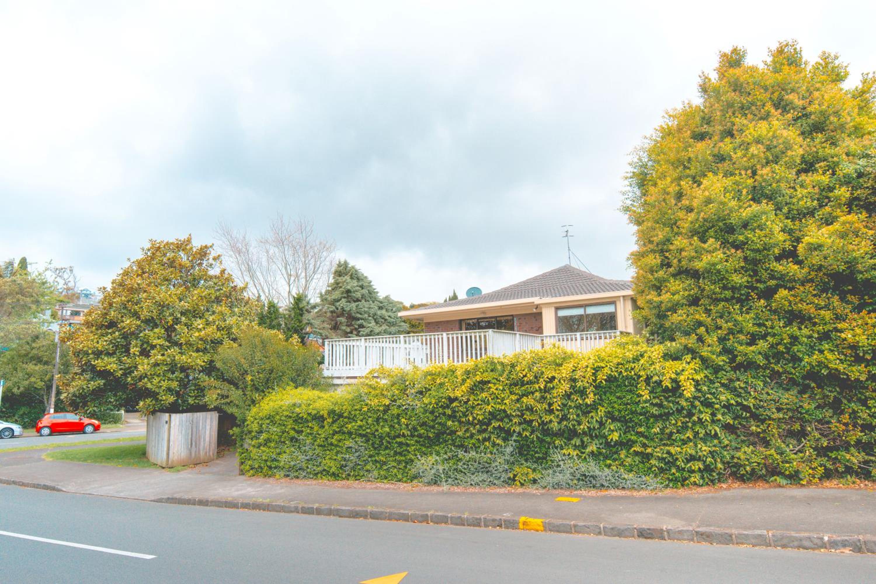 Remuera Spacious Holiday Home
