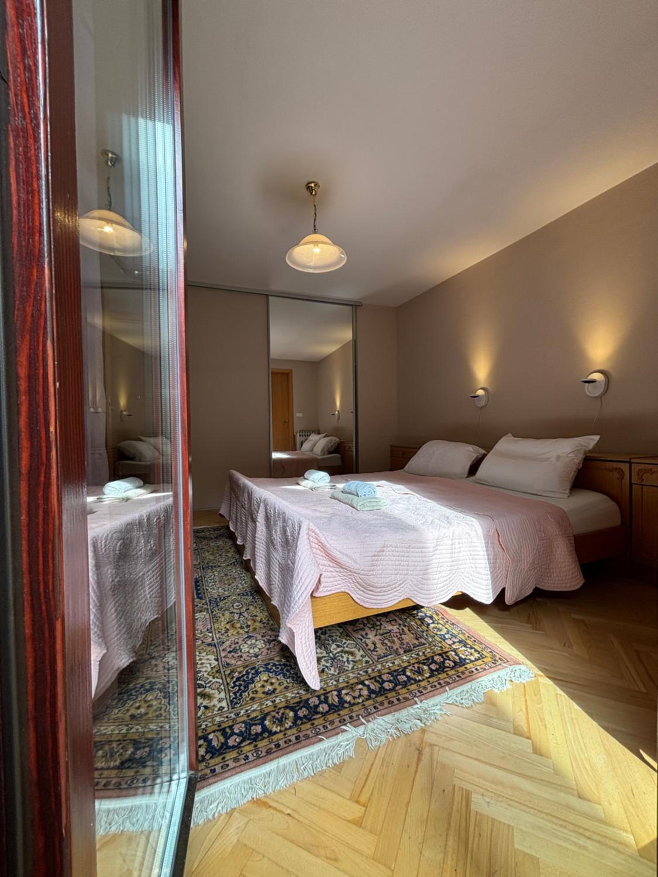 Residential Old Town Villa with Private Parking