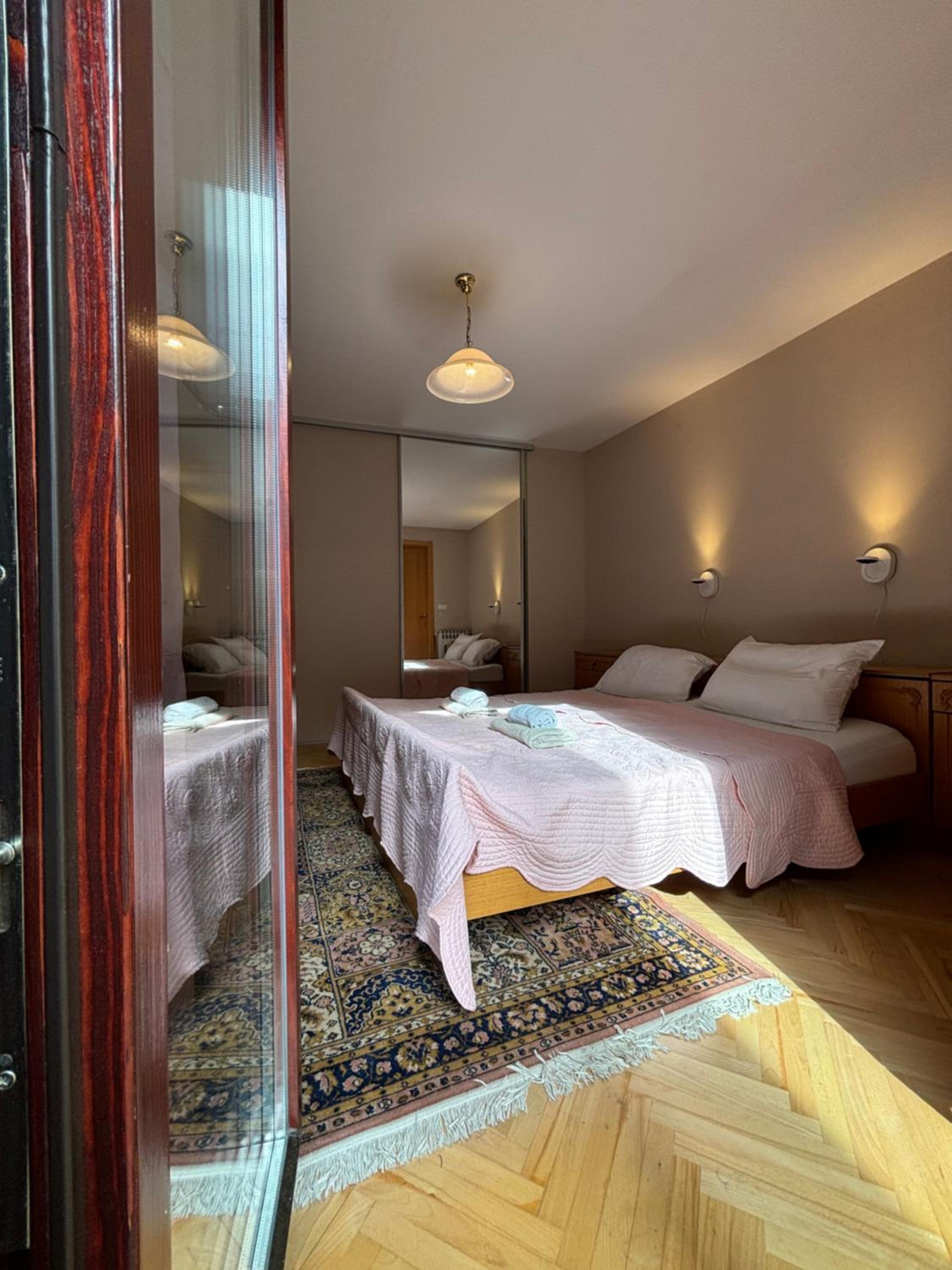 Residential Old Town Villa with Private Parking