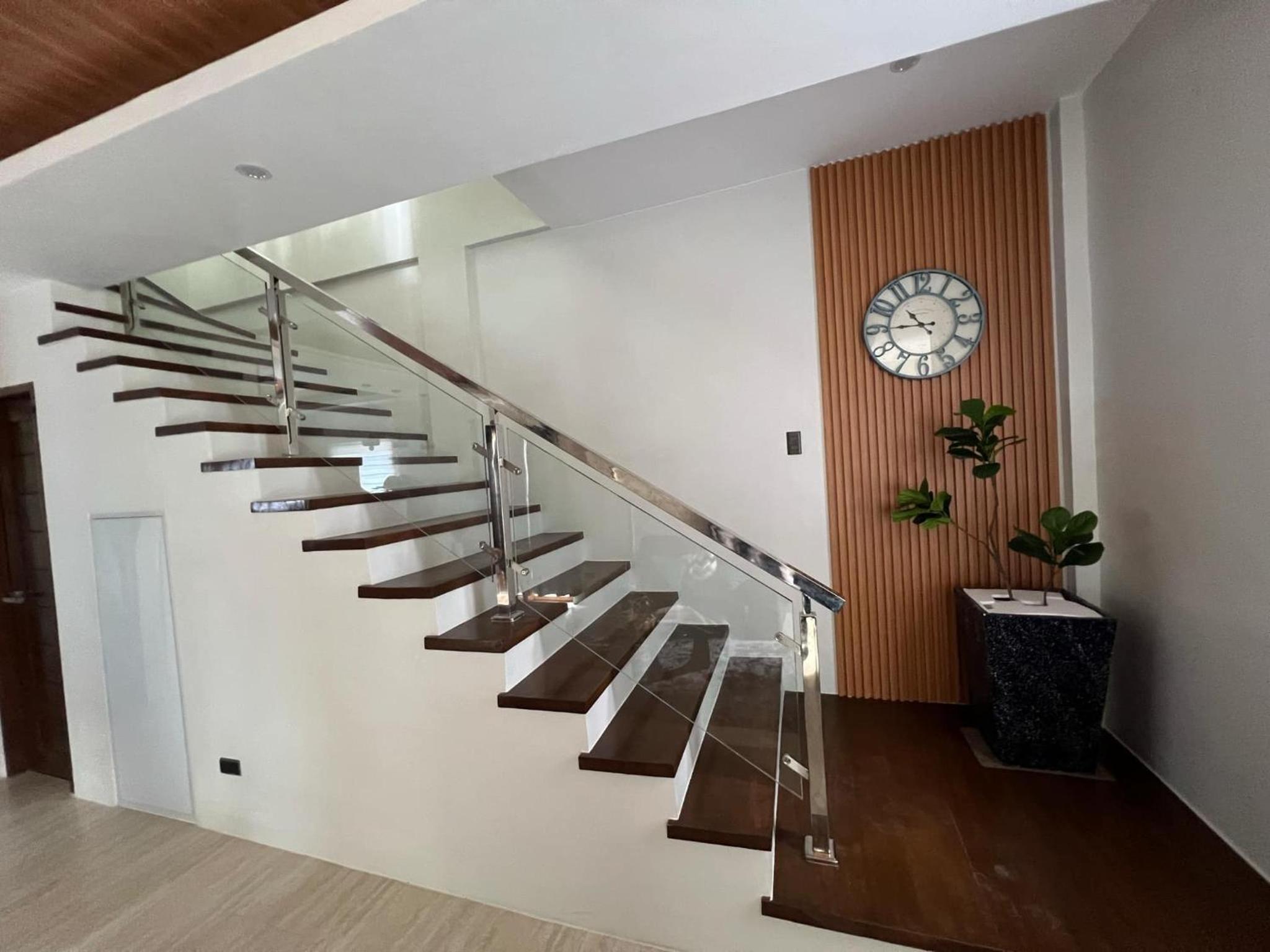 Lazarus Tagaytay