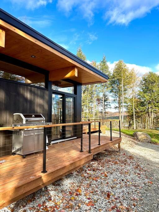 La Kabina with Mt Tremblant view