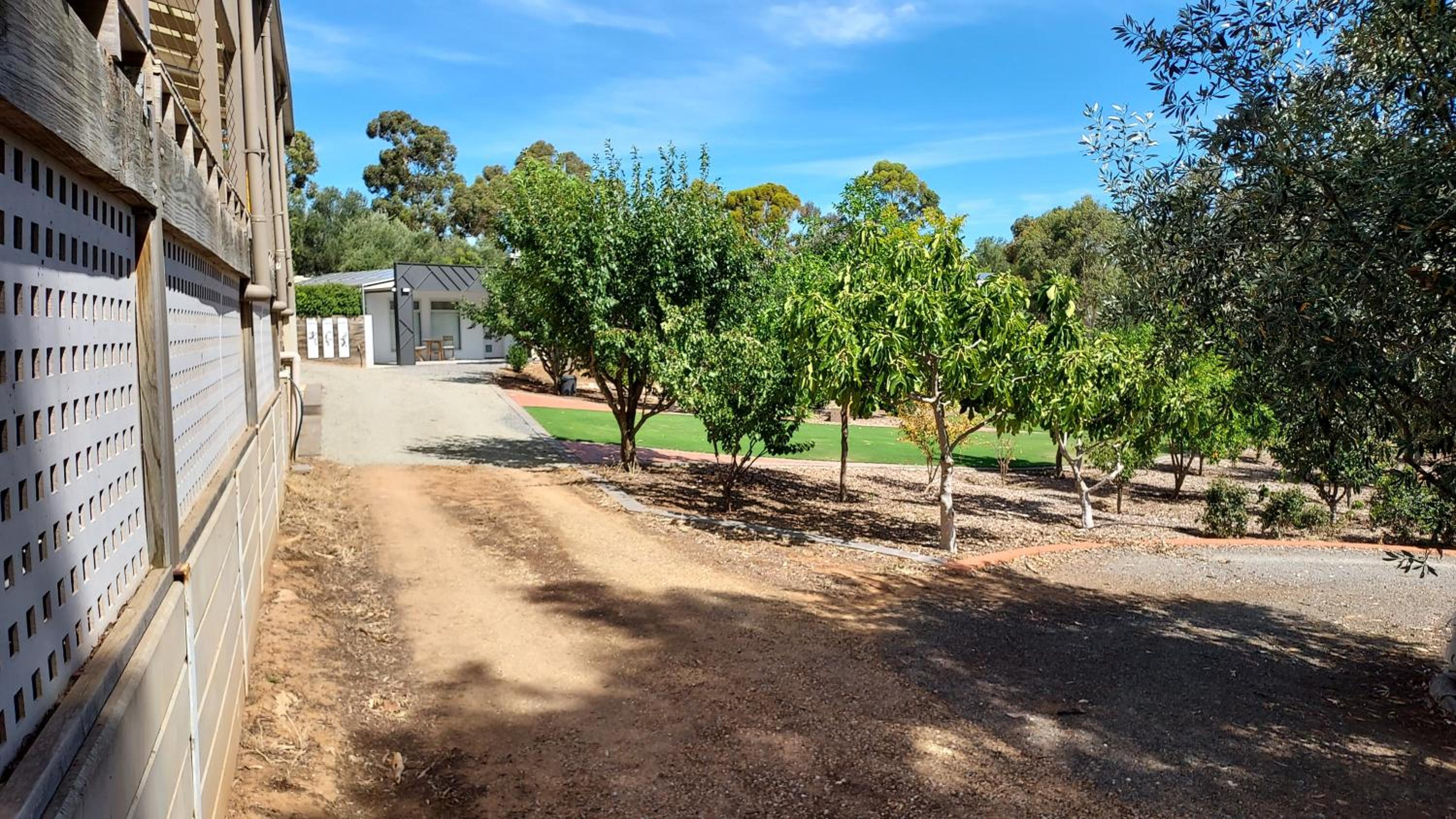 Gawler Garden Retreat