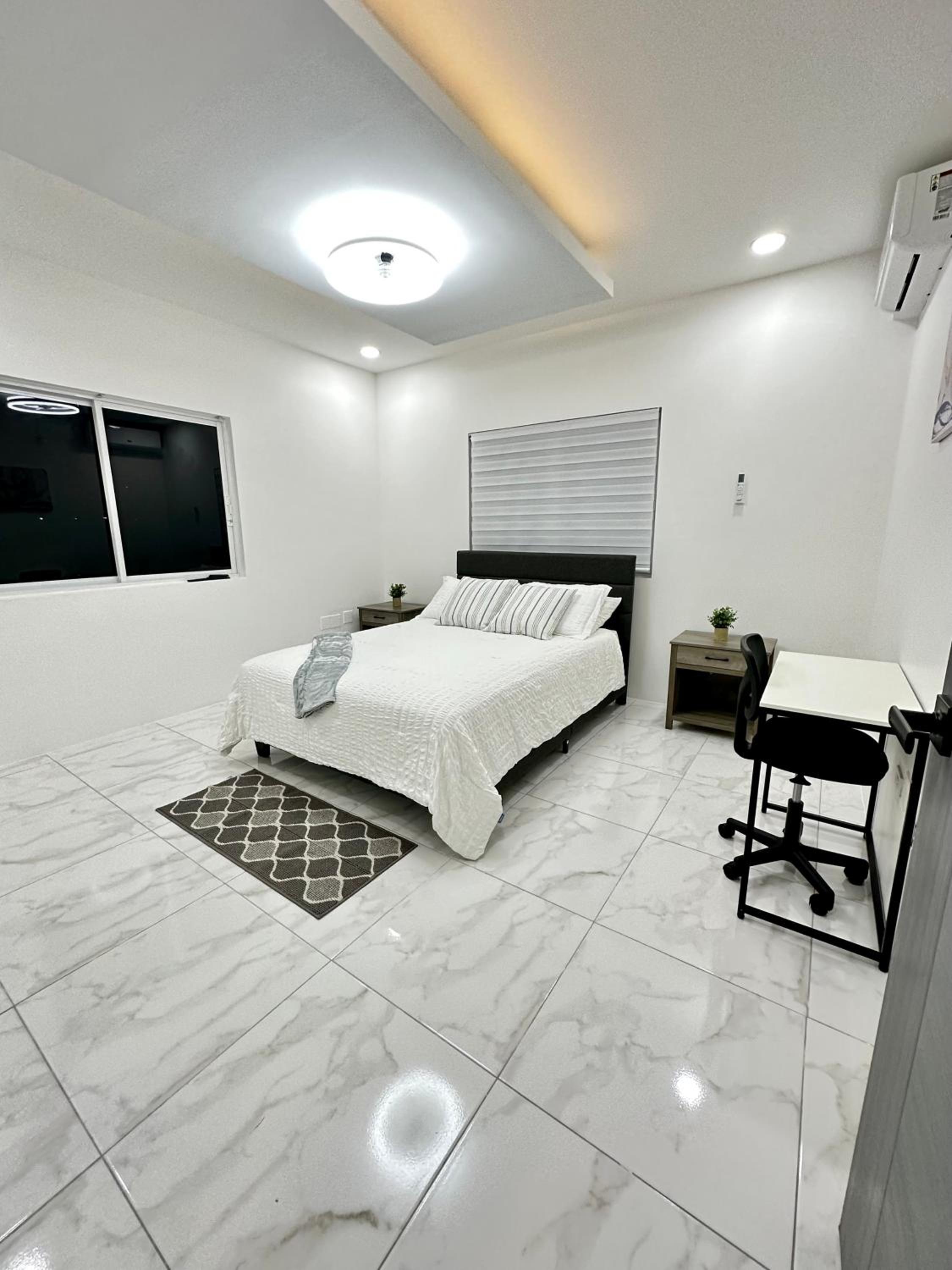 Wymering Suite - Modern 2br Suite in New Kingston view 5