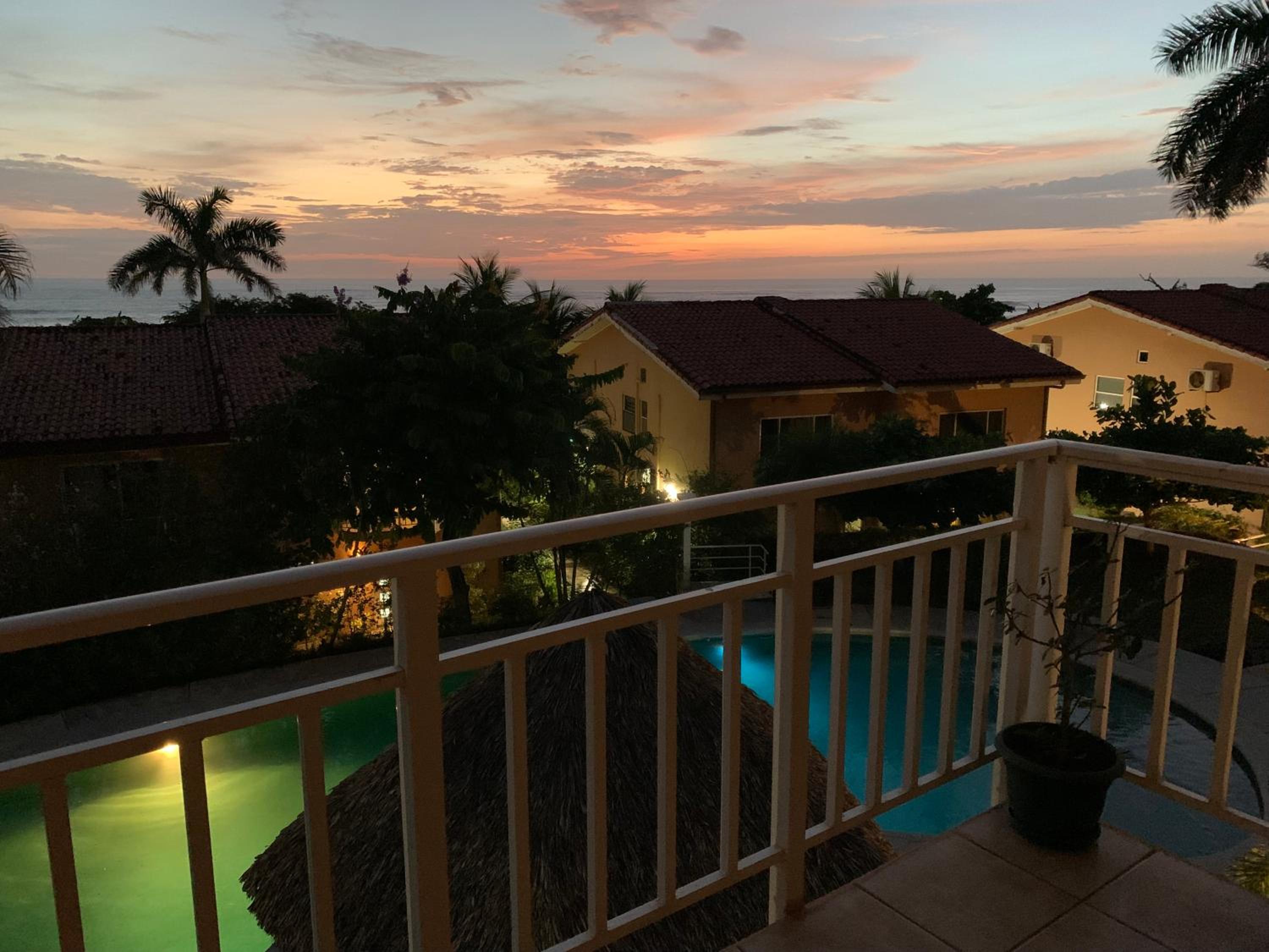 BL18 Bahia Langosta On the Beach 1bed 1bath