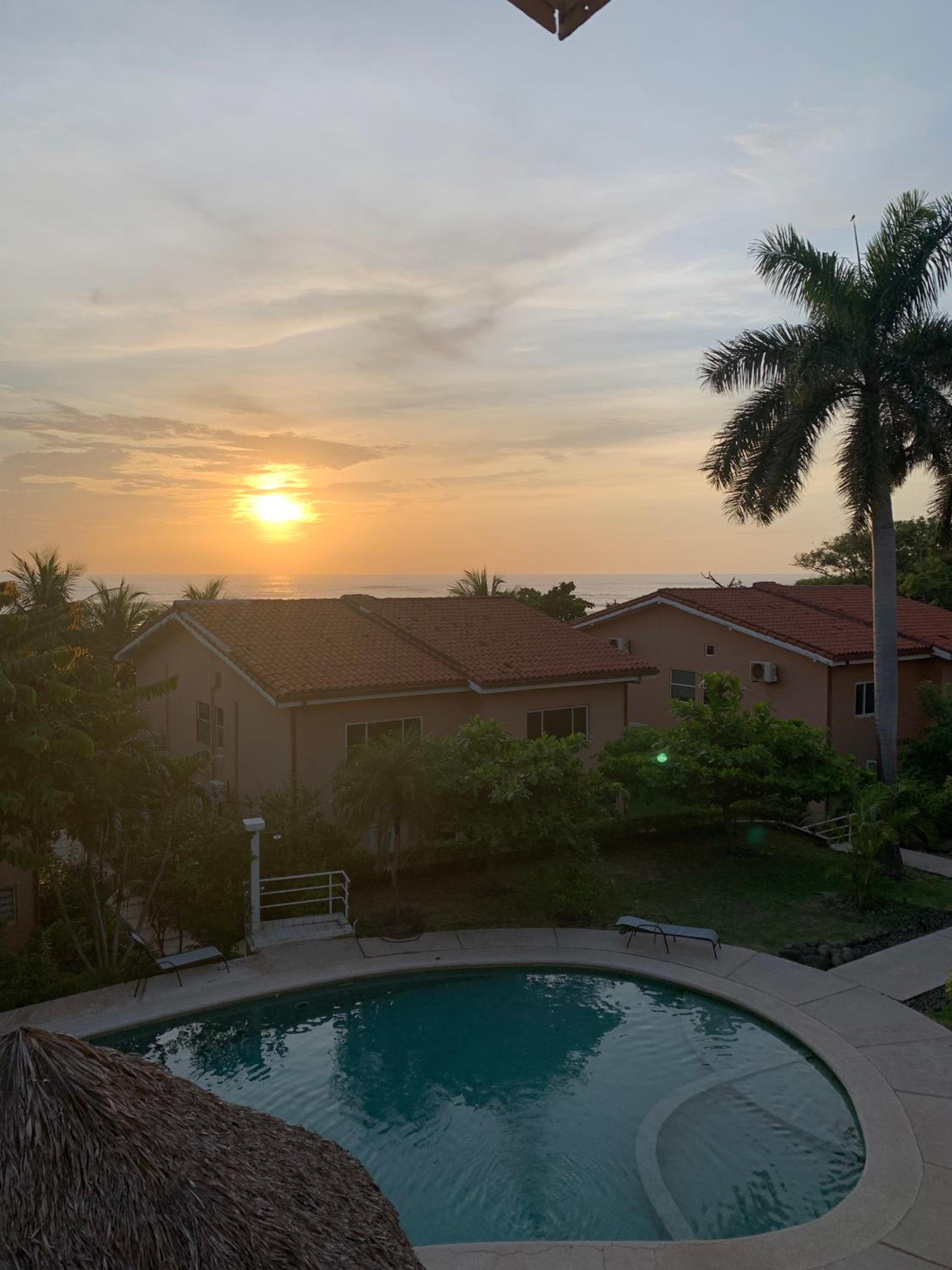 BL18 Bahia Langosta On the Beach 1bed 1bath