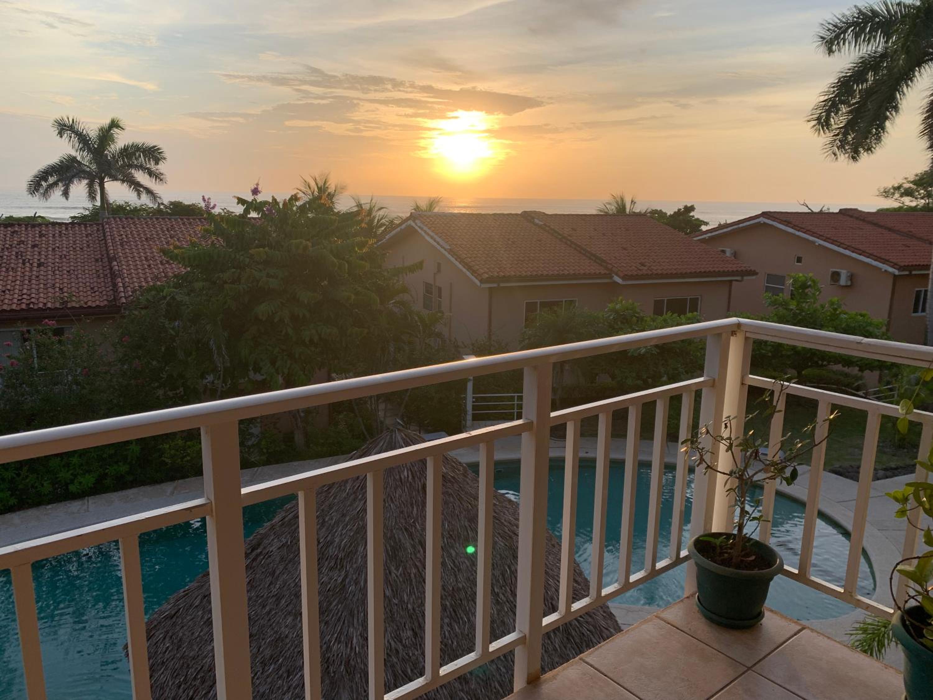 BL18 Bahia Langosta On the Beach 1bed 1bath