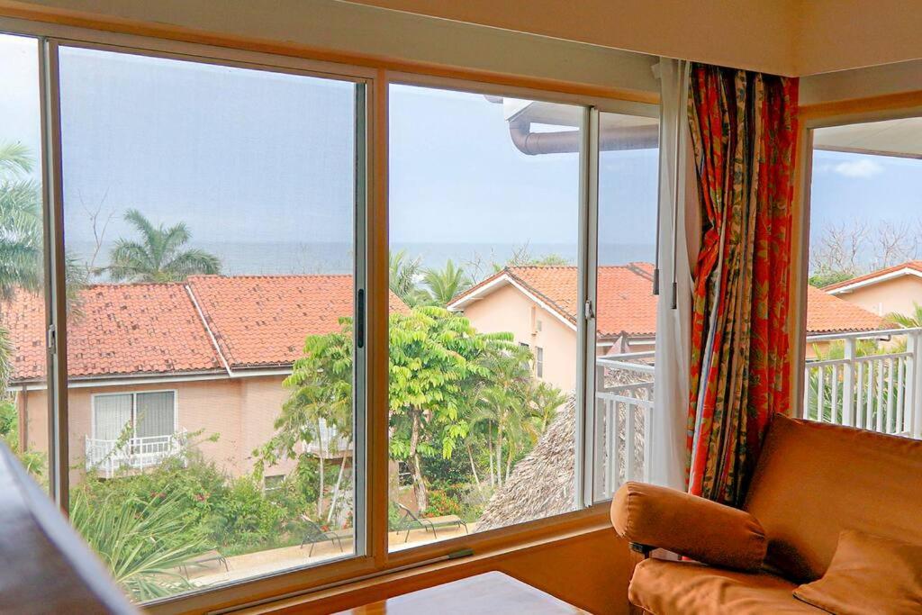BL18 Bahia Langosta On the Beach 1bed 1bath