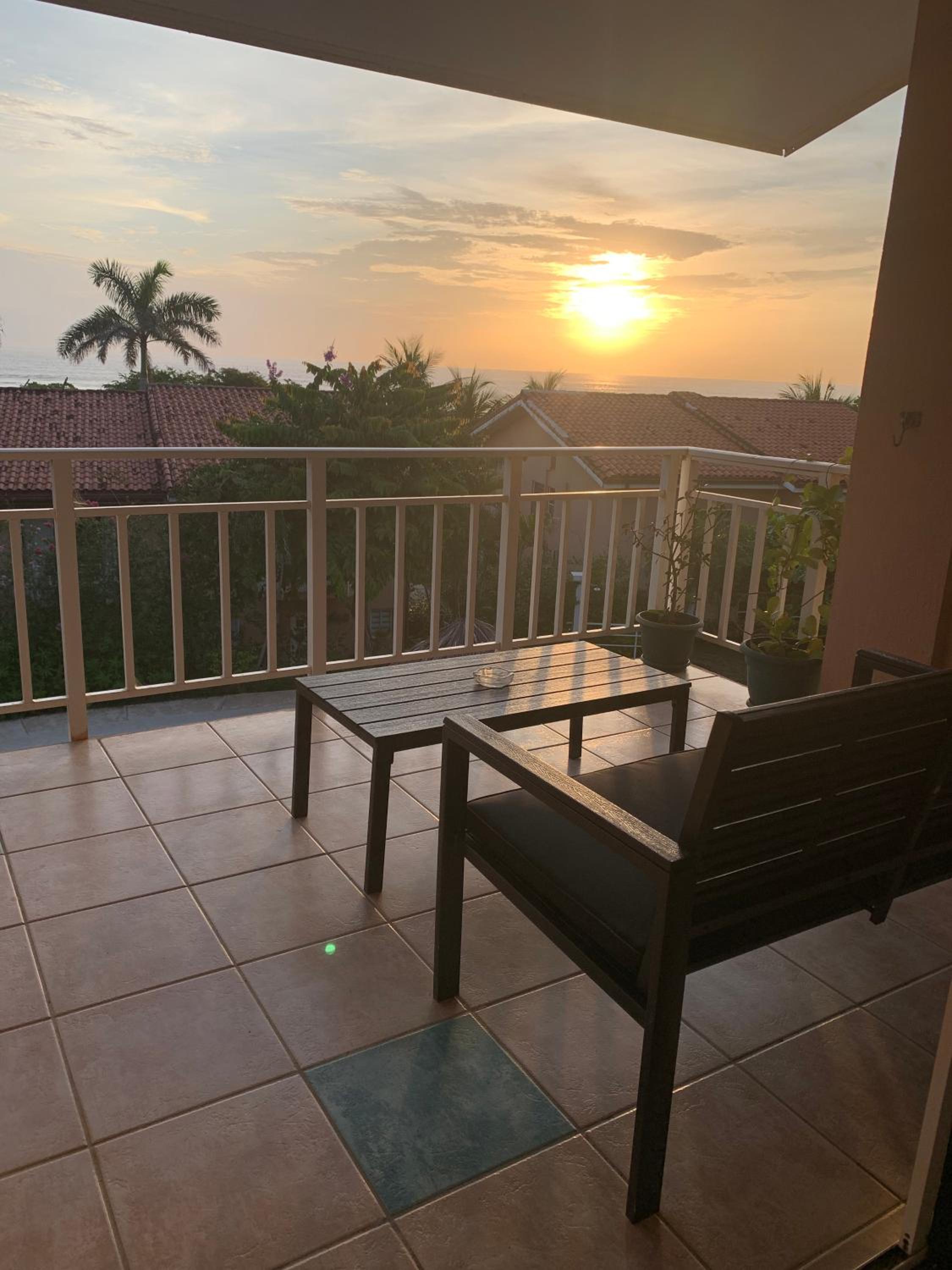 BL18 Bahia Langosta On the Beach 1bed 1bath