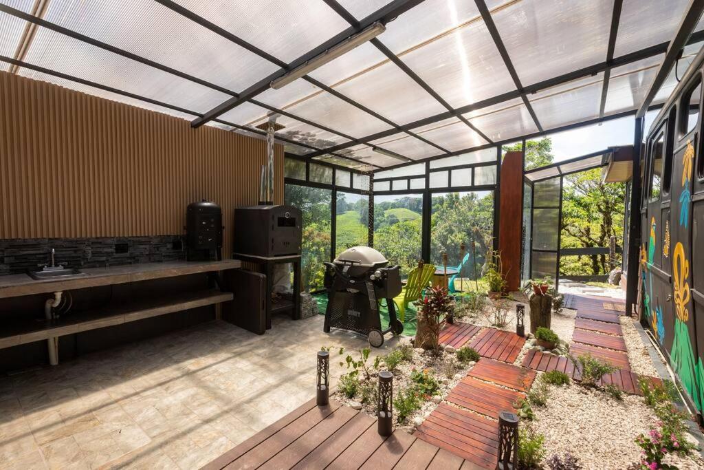 Fincat Premium Bus House Monteverde