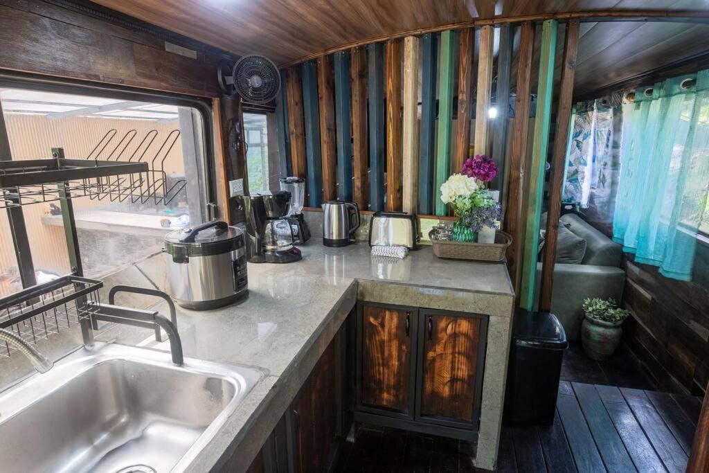 Fincat Premium Bus House Monteverde