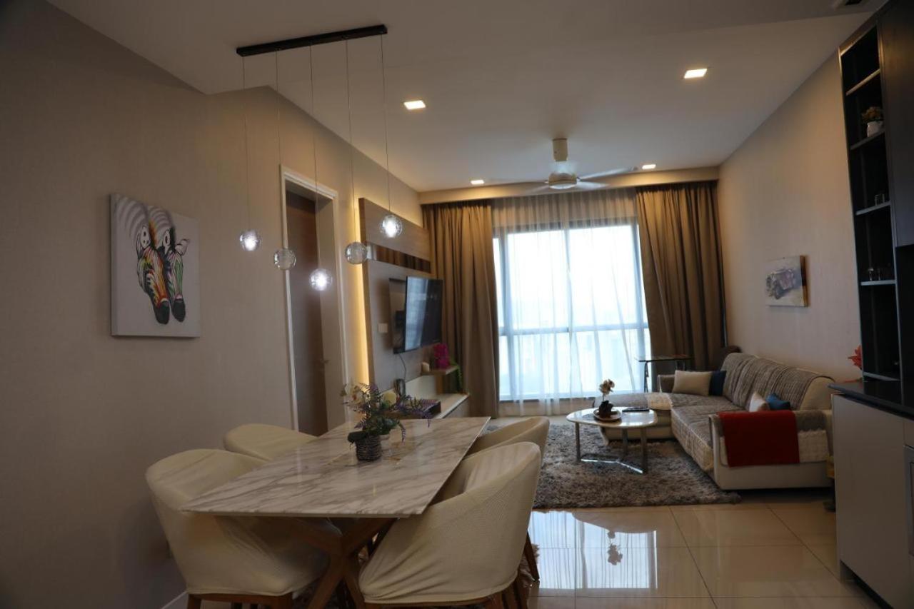 Luxury Apt close to KLCC Aria