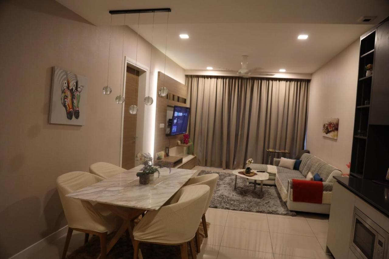 Luxury Apt close to KLCC Aria