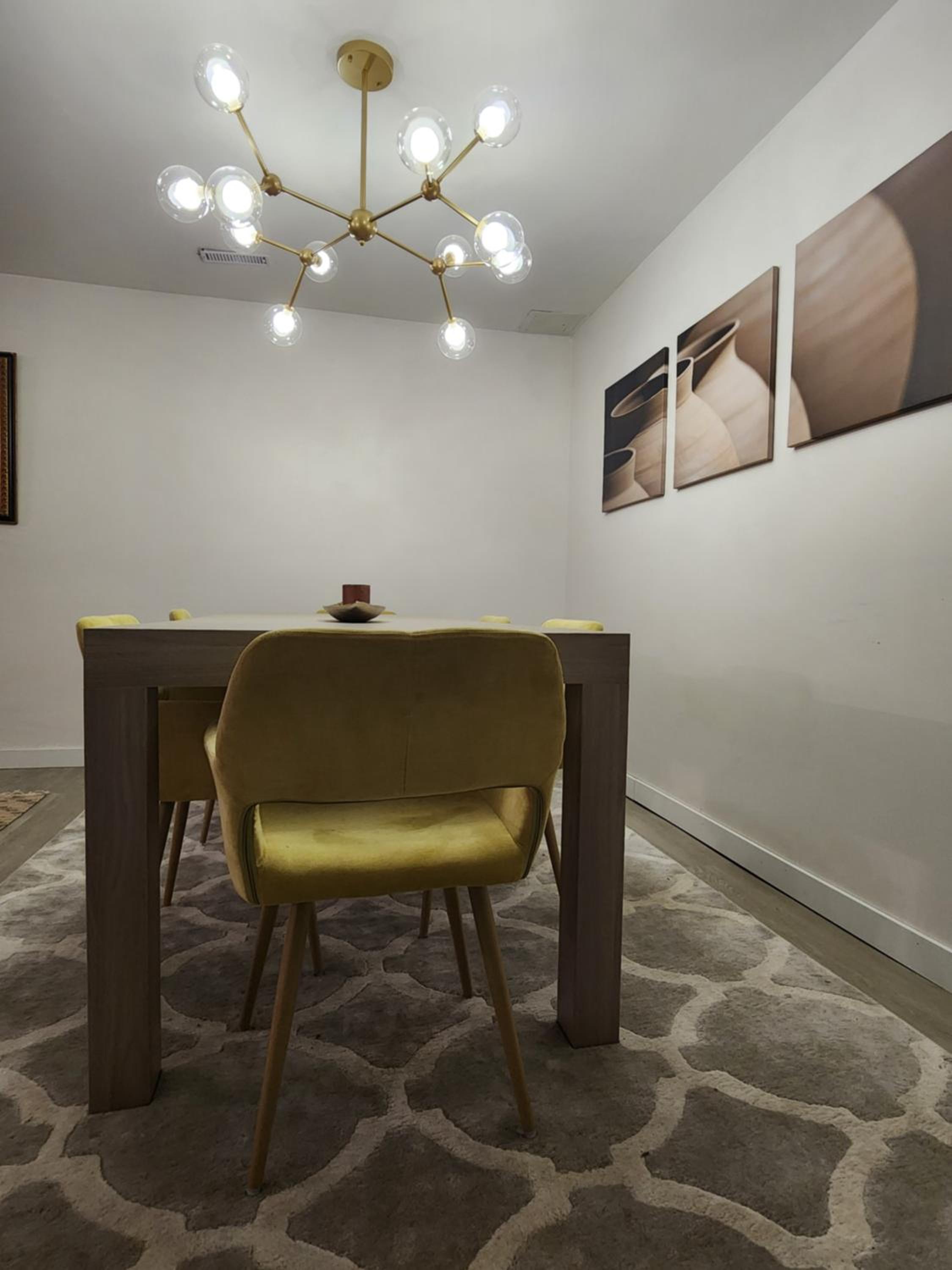 2-bed entire suite 10 mins from all attractions