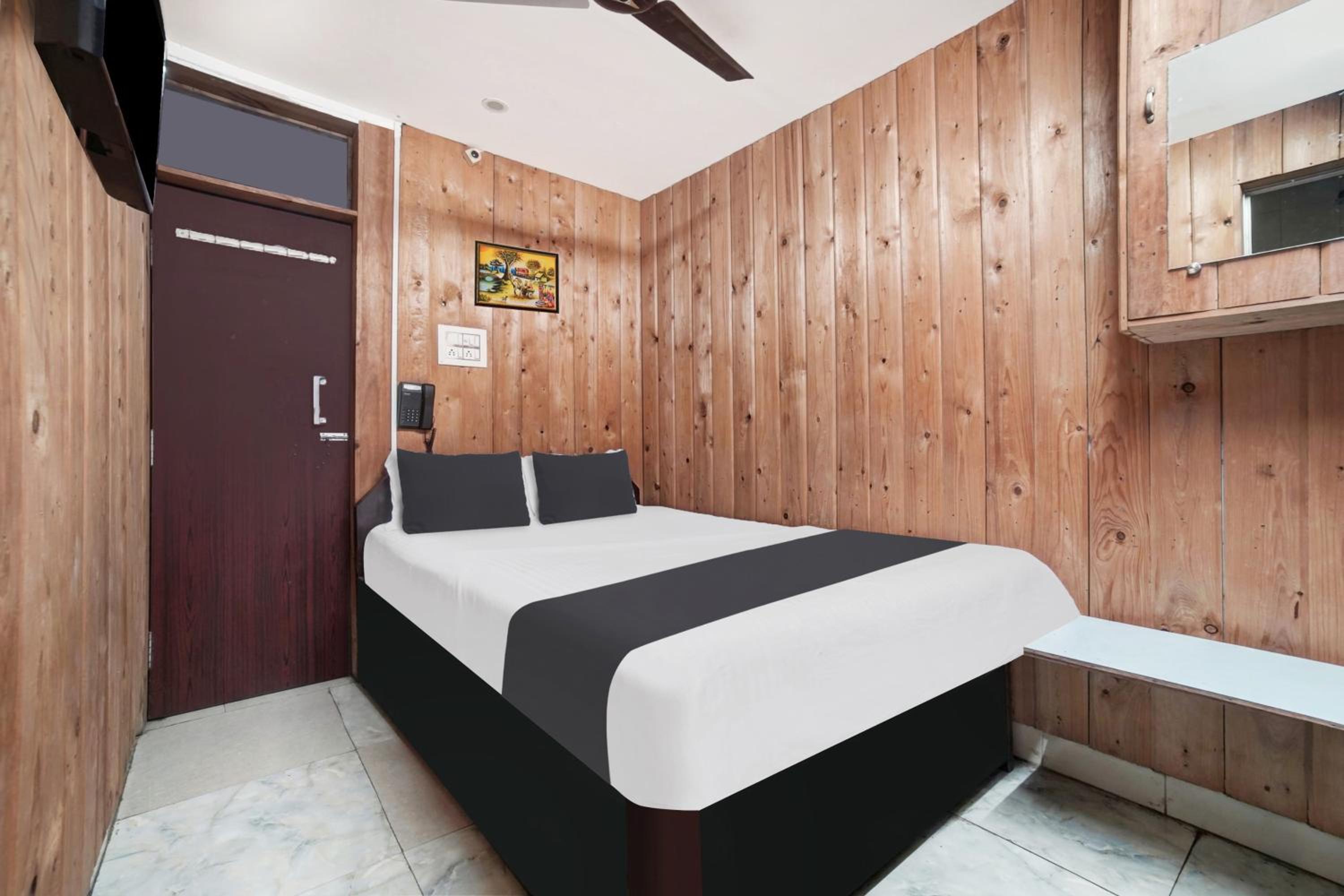Super Hotel O Jamshedpur Near MGM College formerly Hotel Suman view 4