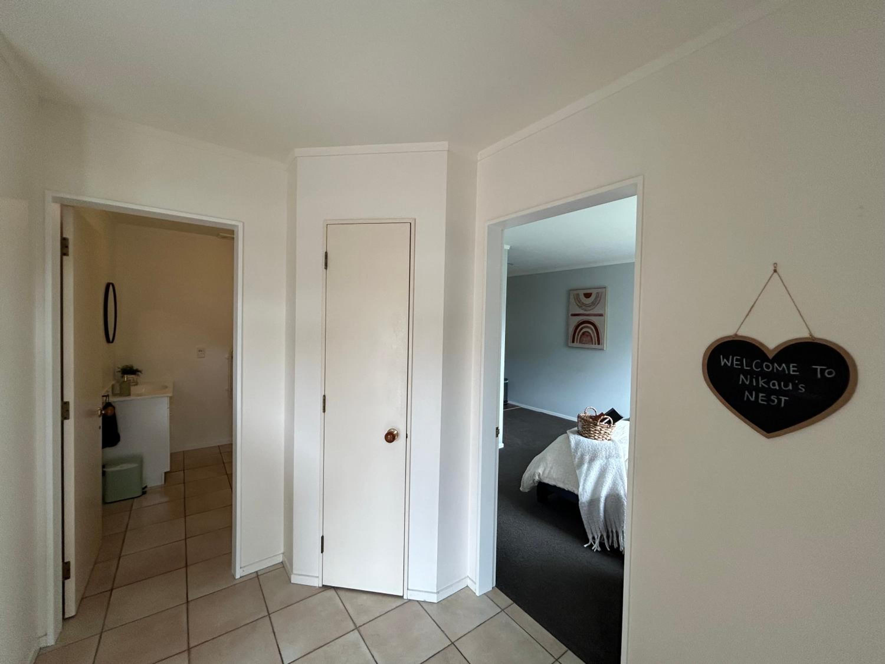 Nikaus Nest view 3