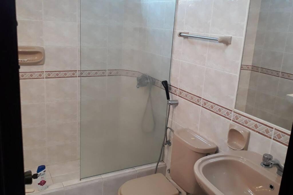Apartamento en malecón de Salinas hermosa vista