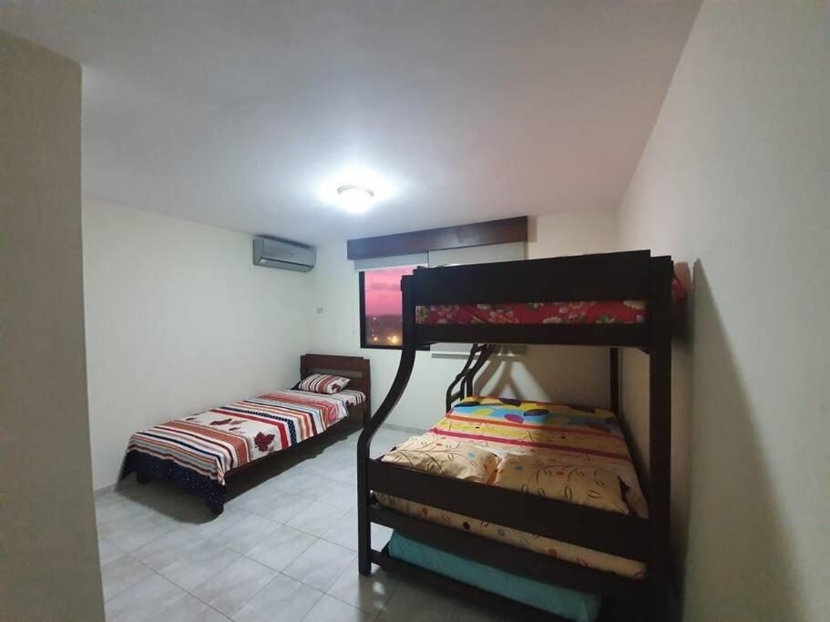 Apartamento en malecón de Salinas hermosa vista