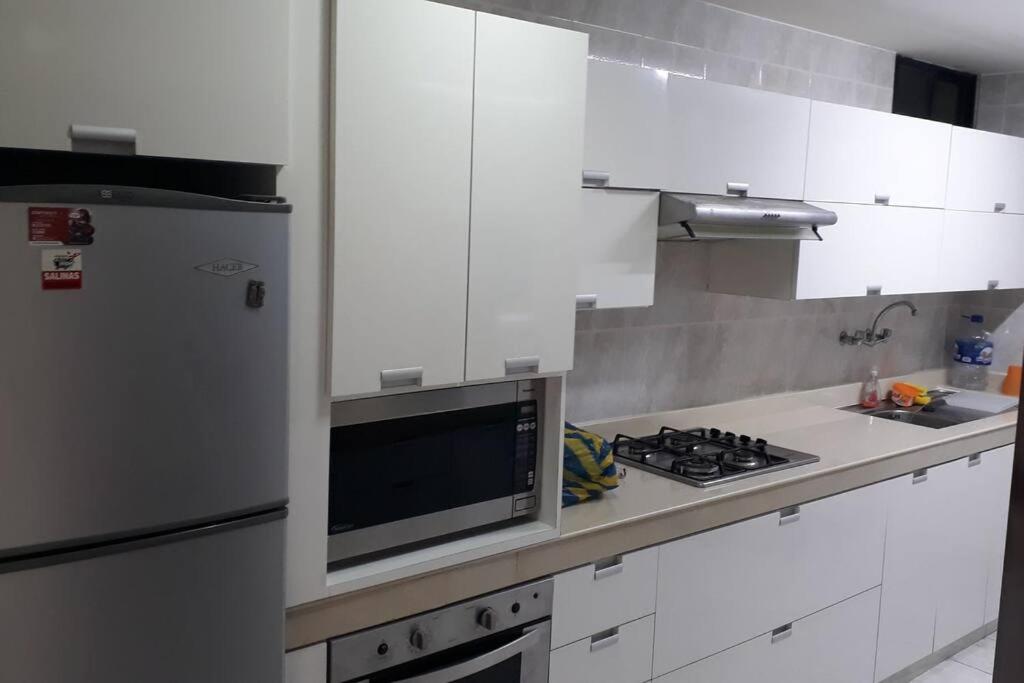 Apartamento en malecón de Salinas hermosa vista