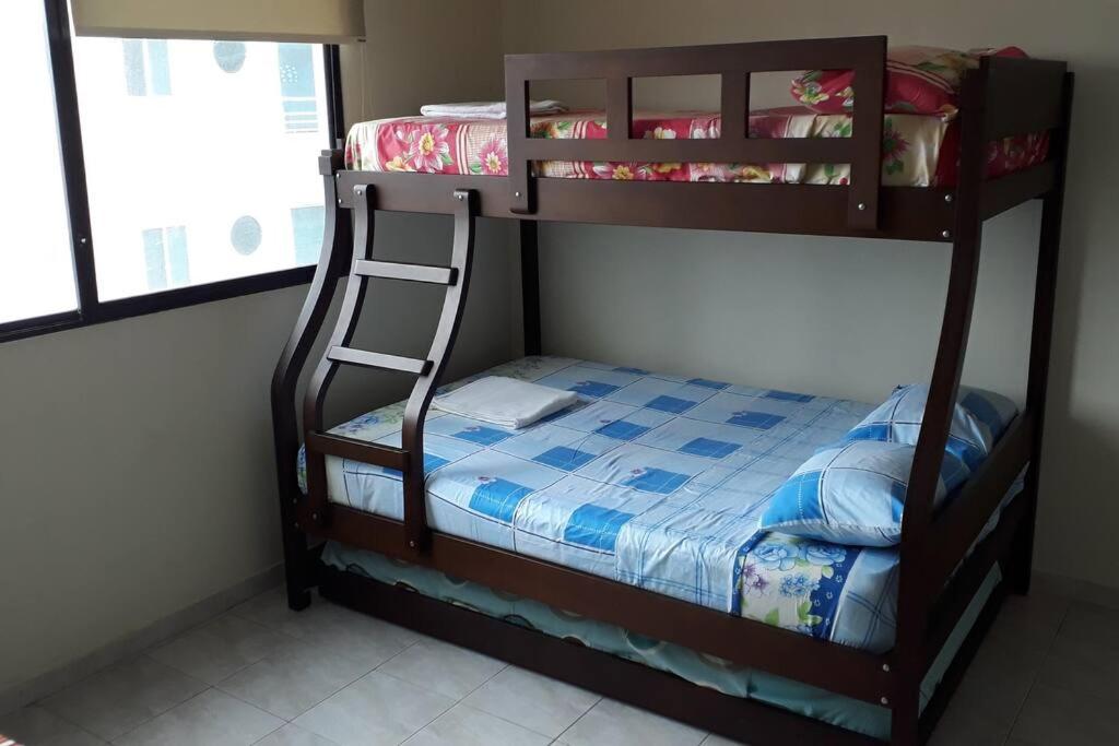Apartamento en malecón de Salinas hermosa vista