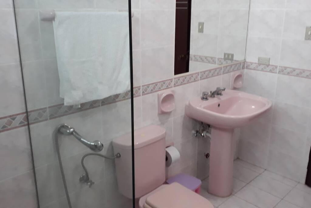 Apartamento en malecón de Salinas hermosa vista