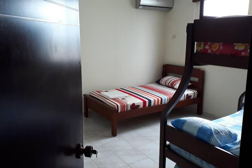 Apartamento en malecón de Salinas hermosa vista