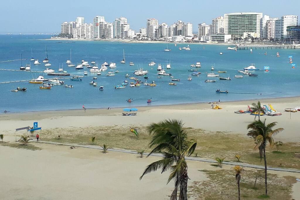 Apartamento en malecón de Salinas hermosa vista