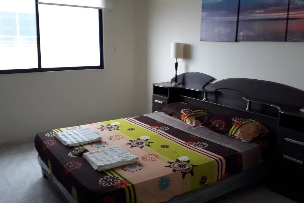 Apartamento en malecón de Salinas hermosa vista