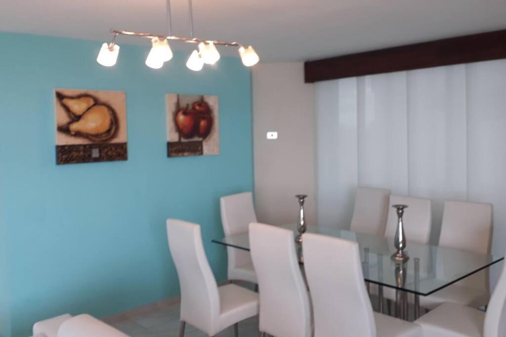 Apartamento en malecón de Salinas hermosa vista