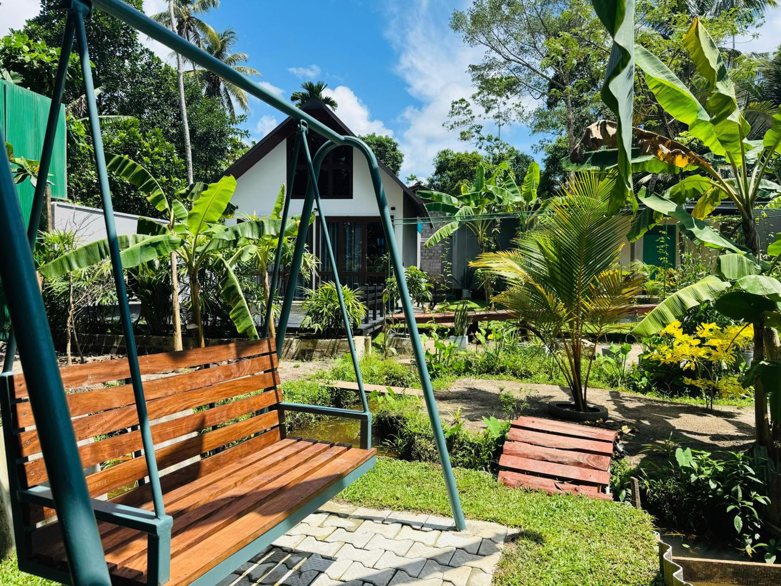Calm Side Villa Hikkaduwa view 4