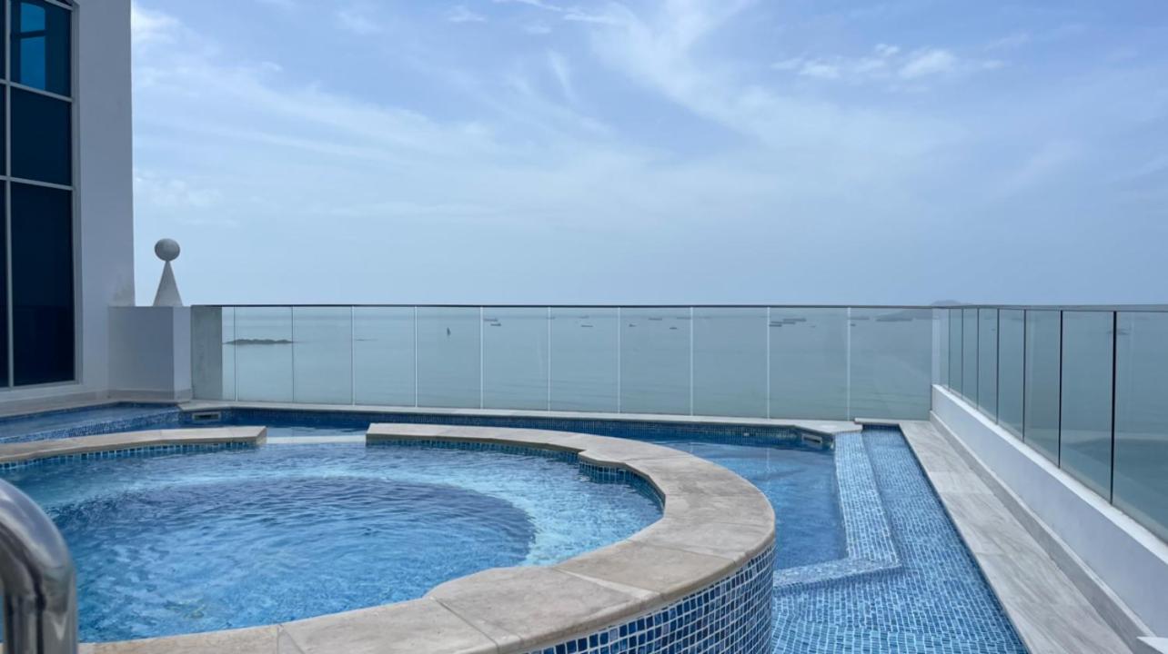 Exclusive Luxury Condo Playa Bonita Beach minutes to City life view 2