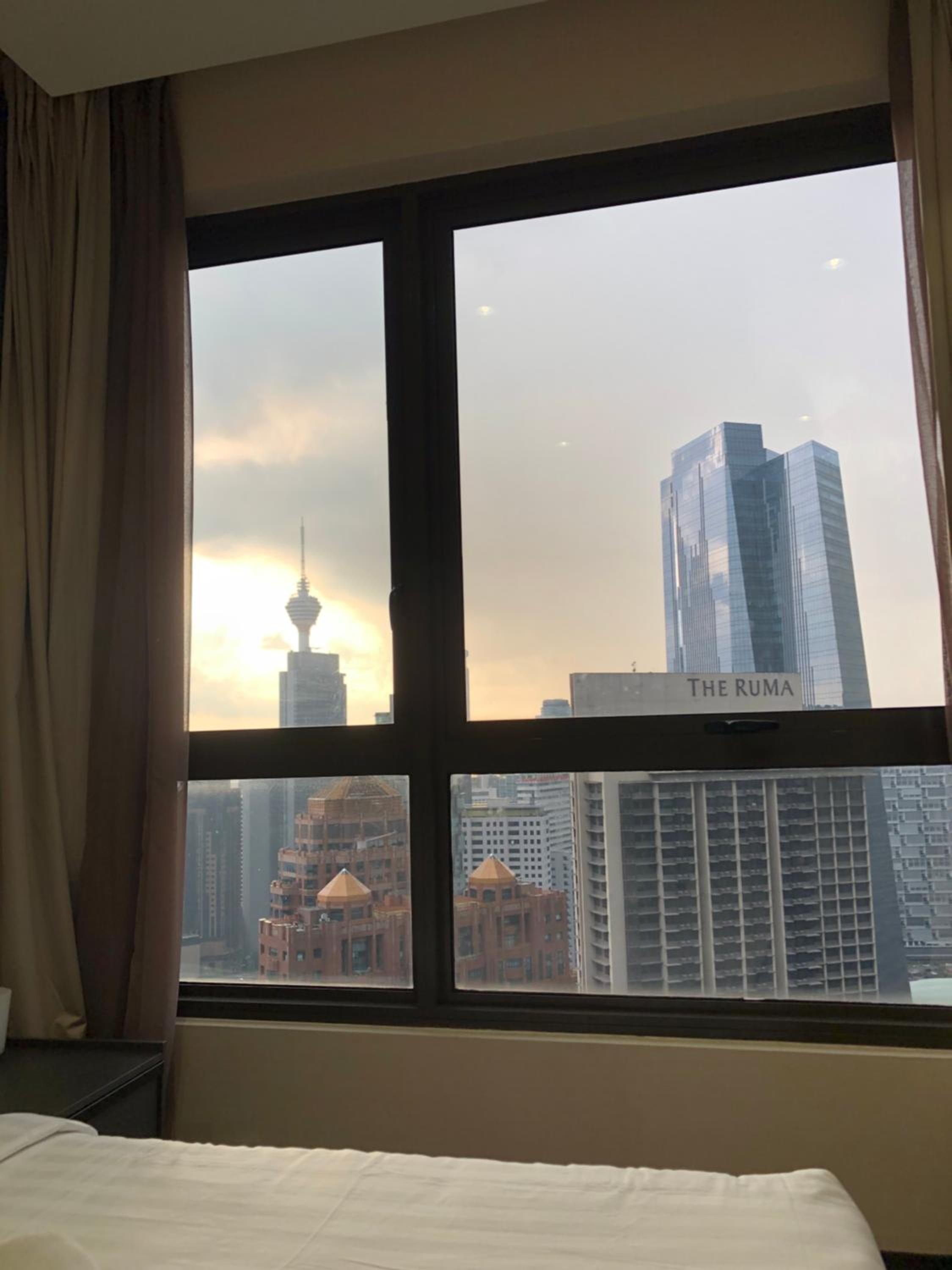 8 Kia Peng Suites KLCC by Luna