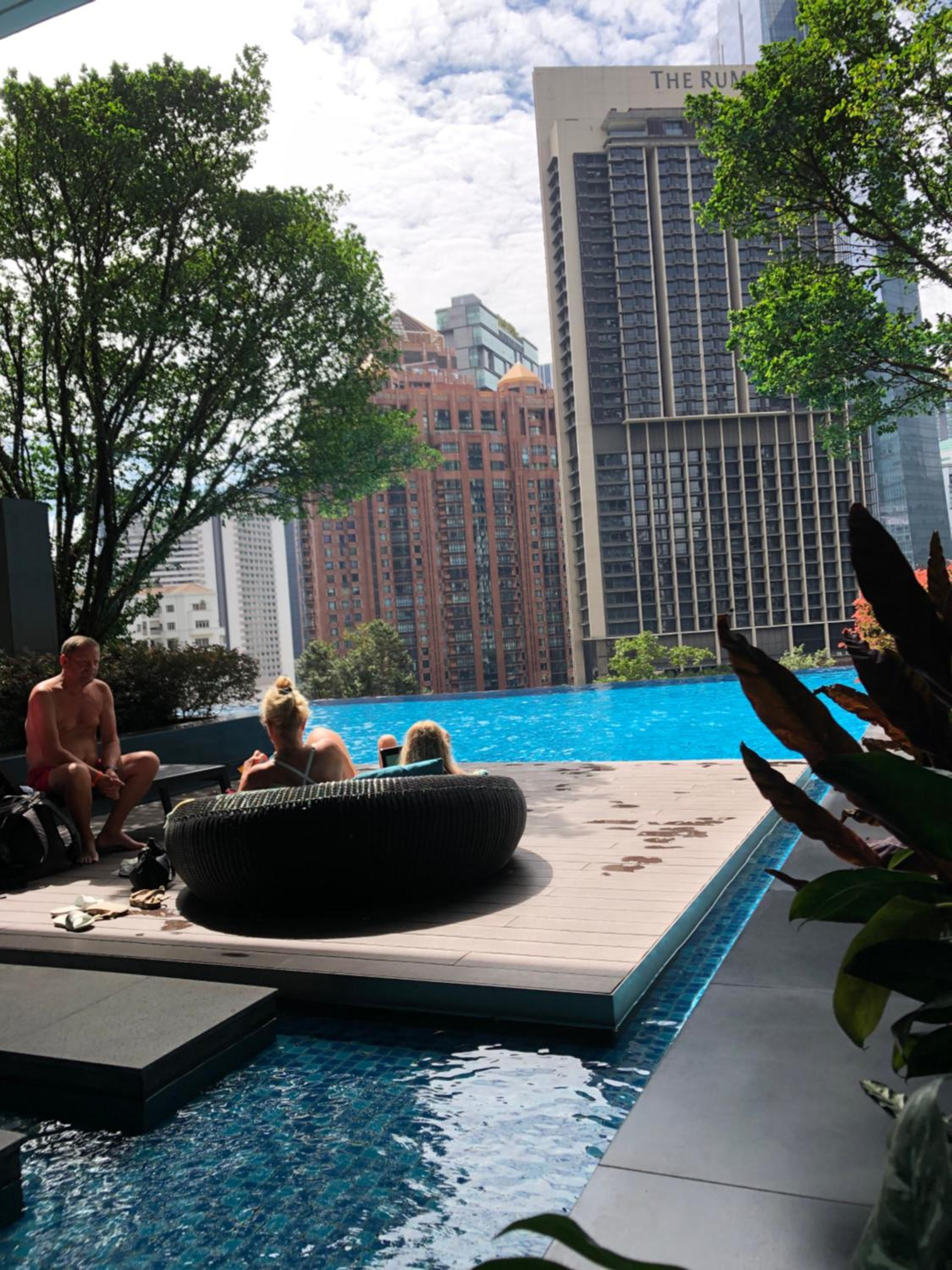 8 Kia Peng Suites KLCC by Luna